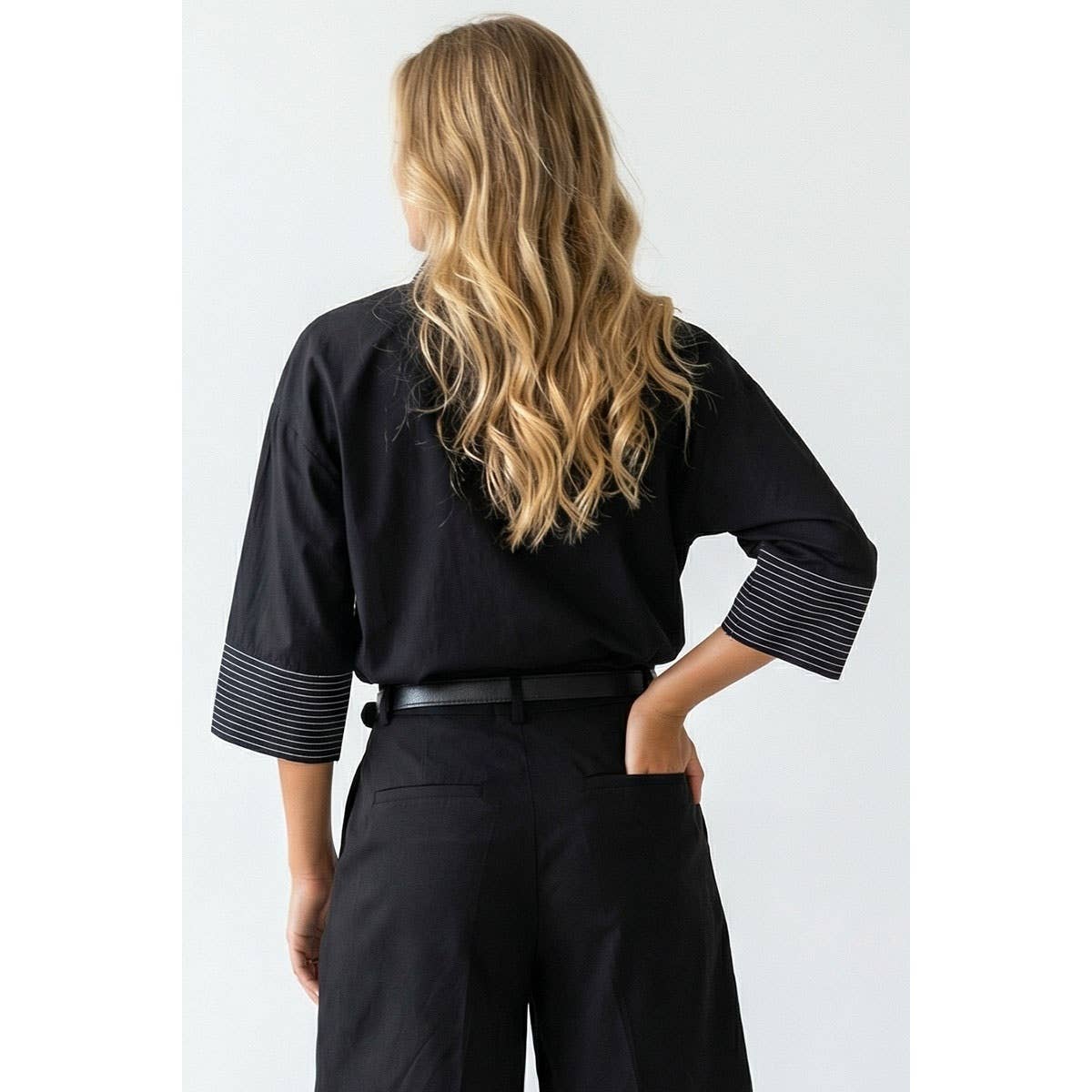 Contrast Stitch Detail Popover Blouse: Black